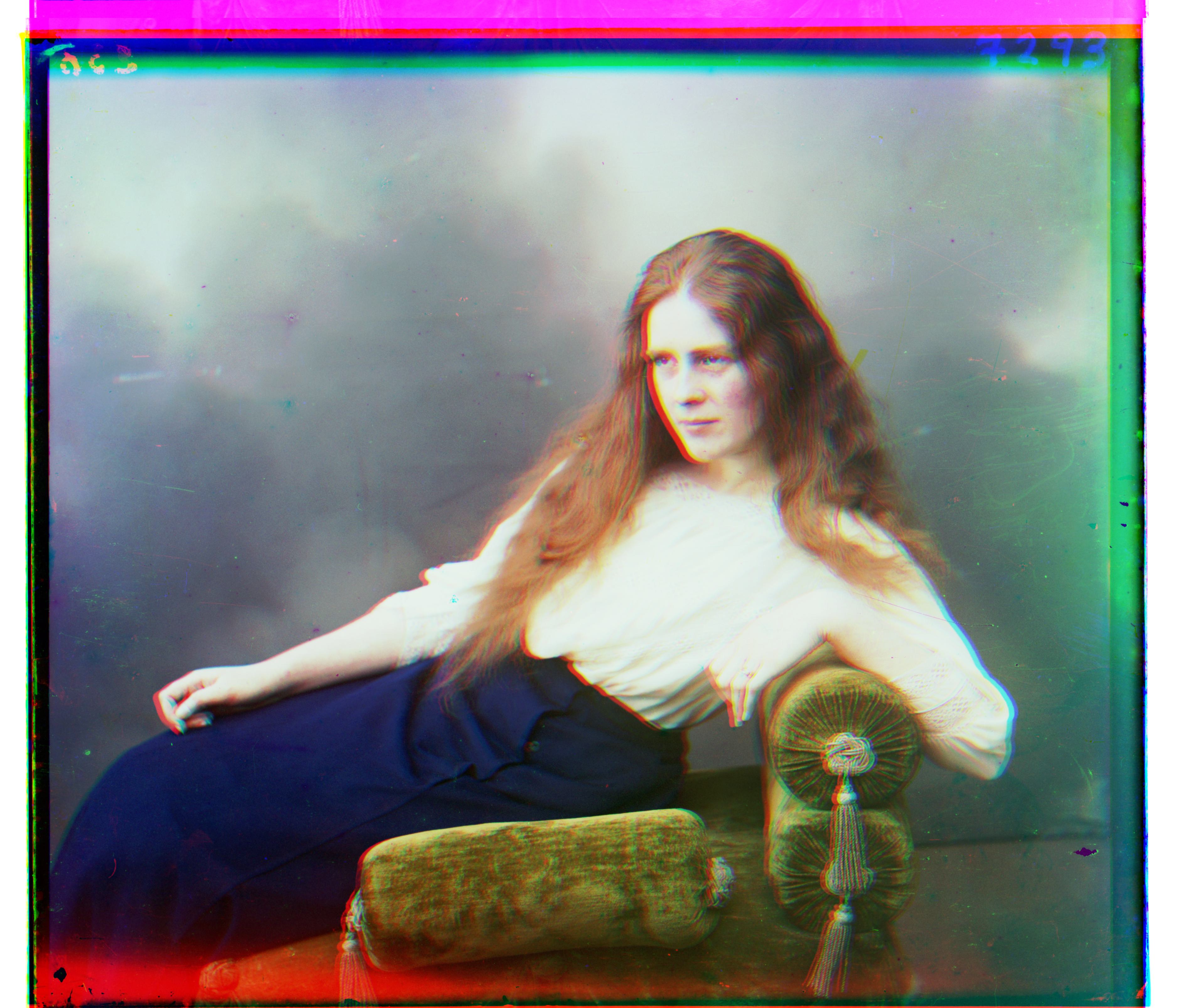 Lady Histogram Equalization Autocontrast